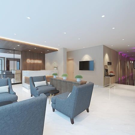 Eightin Hotel Sudirman Giacarta Esterno foto