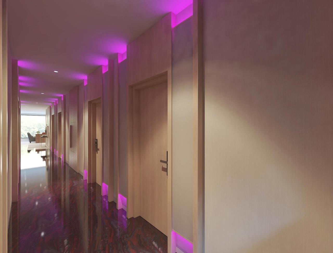 Eightin Hotel Sudirman Giacarta Esterno foto
